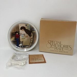 Creation of Love Plate Avon 1985 Mothers Day Tom Newsom Caucasian NOS